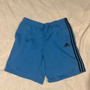 XL Addidas Sweart shorts